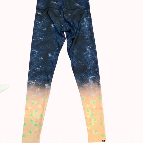 Onzie Yoga Leggings Multicolored Galaxy M/L - Picture 2 of 16